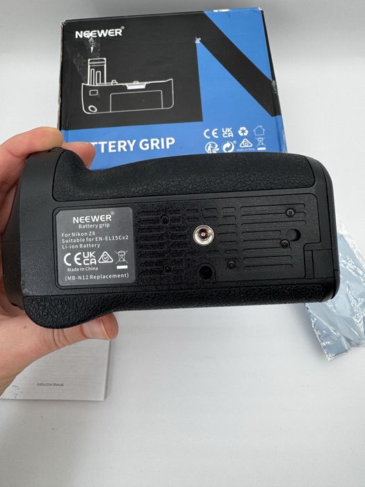 батарейний блок Neewer MB-N12 для Nikon Z8