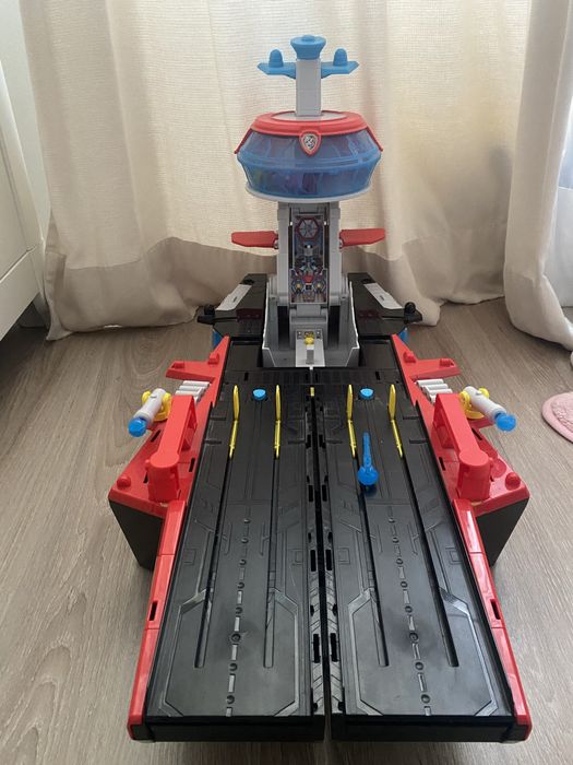 Porta aviões patrulha pata