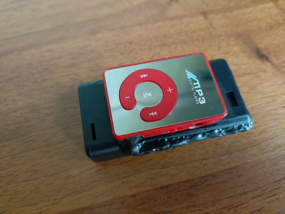 Продам портативну колонку