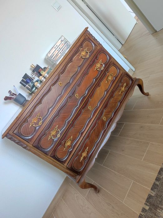 ***URGENTE MUDANÇA***Cómoda antiga para restauro