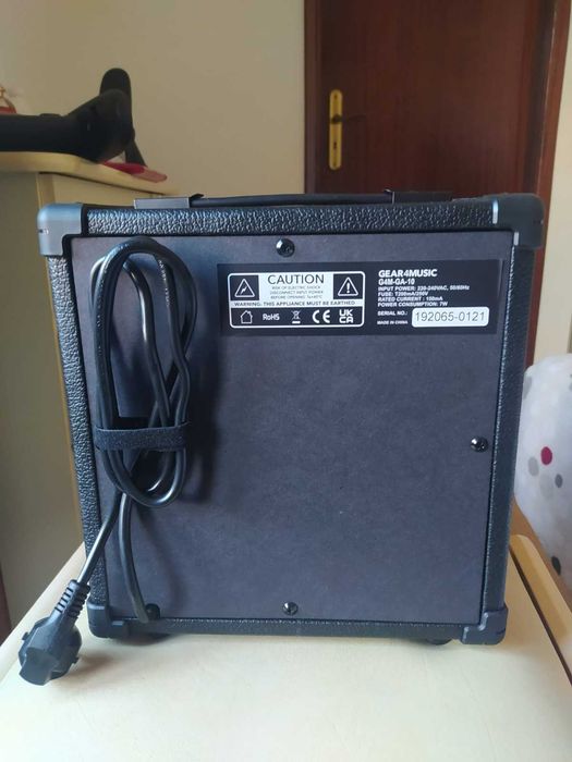 Amplificador de guitarra 10w