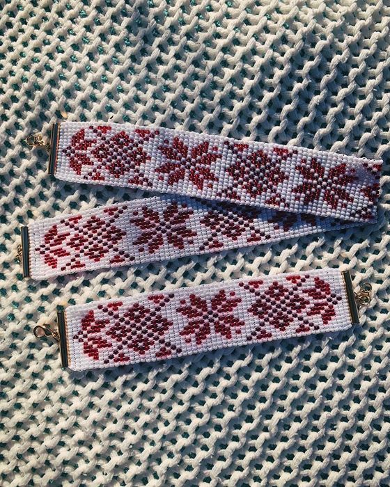 Комплект прикрас чокер та браслет з бісеру ручної роботи