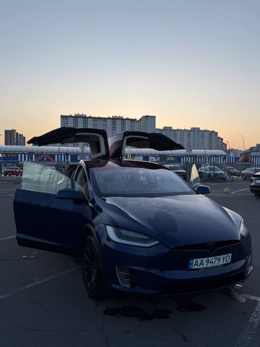 Tesla Model X 2016