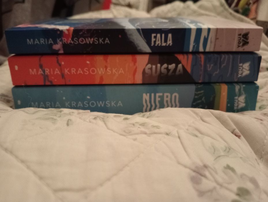 Fala, Susza, Niebo, Maria Krasowska