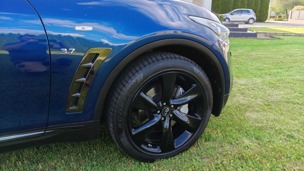 Sprzedam piękne INFINITI QX 70 S 2016 r. STAN PERFEKCYJNY