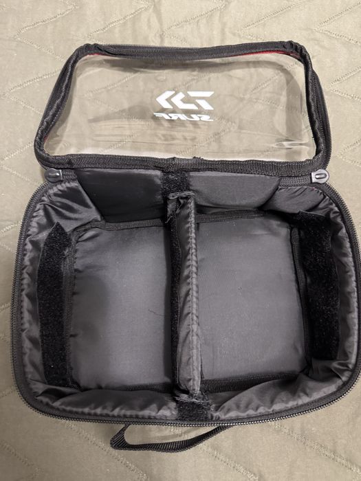 Bolsa daiwa bobines e material