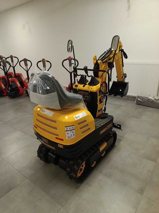 Koparka Minikoparka gąsienicowa 8,6 KM 2 sekcyjna pompa benzyna 306 cm