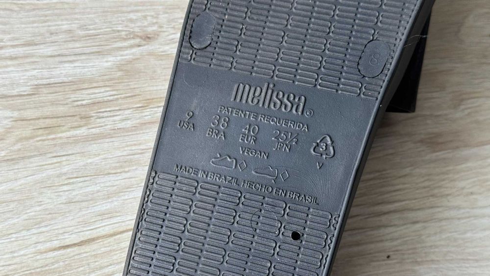 Melissa Sun Sunset, 40, super stan