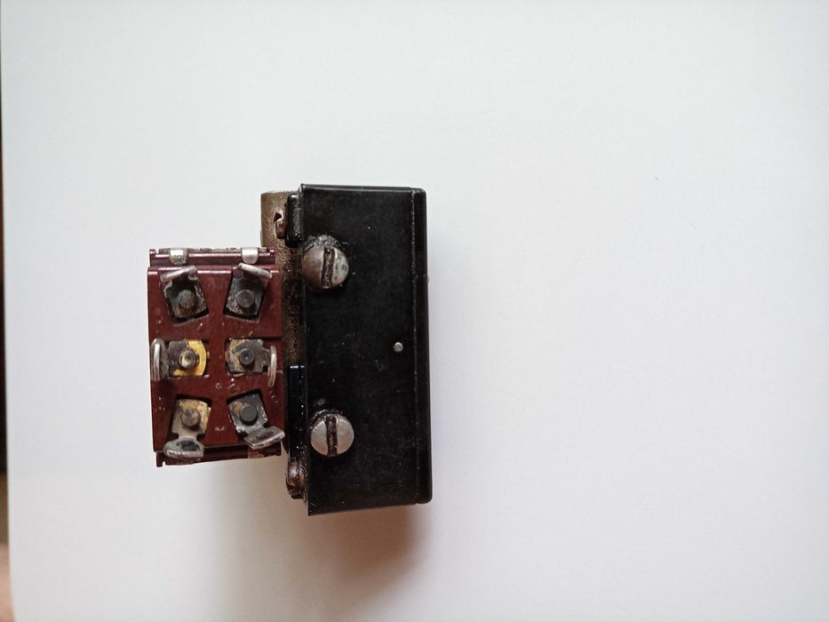 Тумблер, микропереключатель (б/у, ссср).