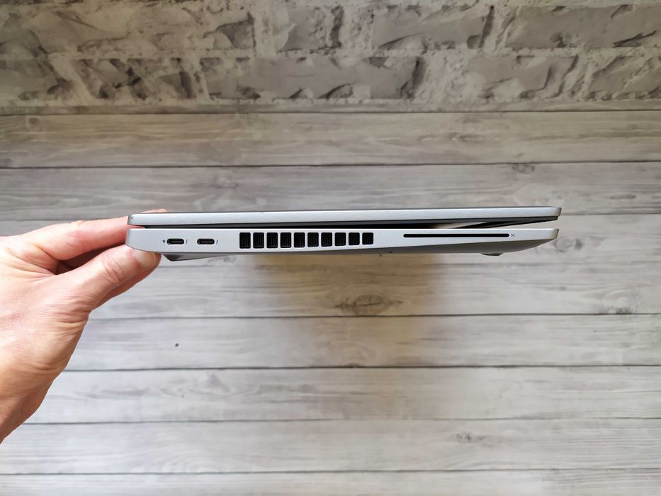 Сенсорний Dell Latitude 5520 FHD IPS i5-1145G7/16GB DDR4/256GB SSD