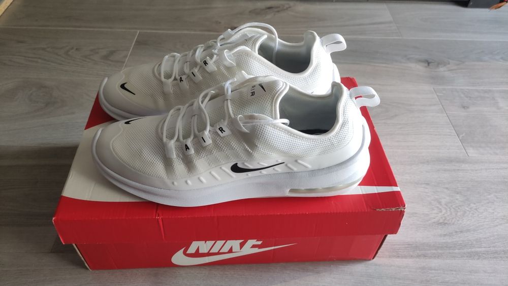 Nike Air Max Axis