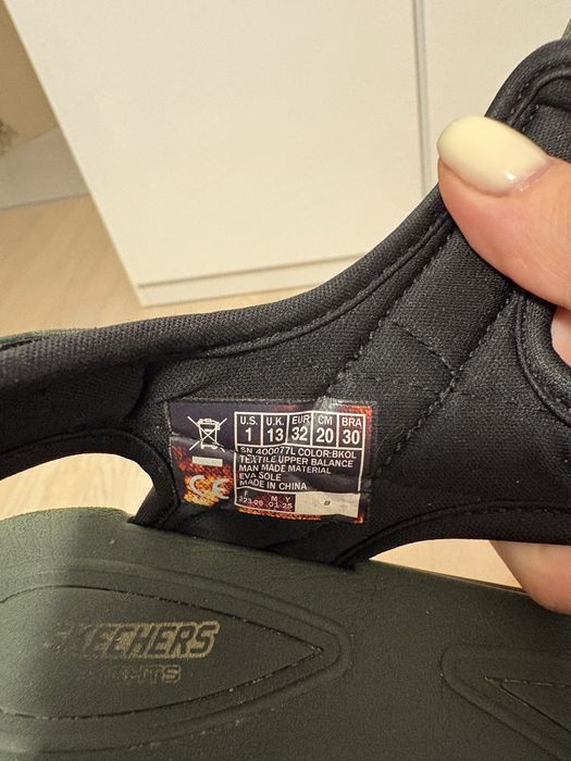 Сандалі Skechers 32 розмір