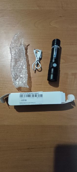 Продам фонарик новый