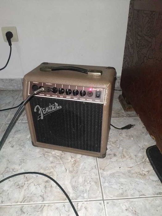 pack guitarra Samick"First runner"Custom+Amplificador Fender 35w