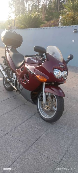 moto Suzuki gsxf 750