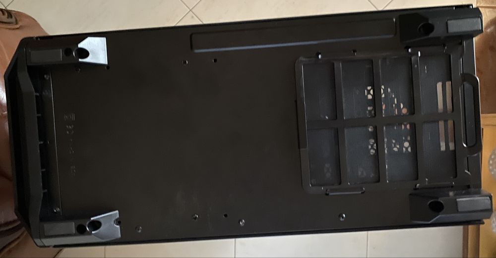 Caixa computador Eclipse P400