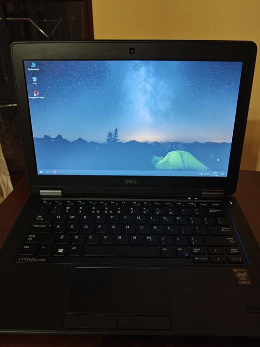 Dell E7250 i5 8gb SSD