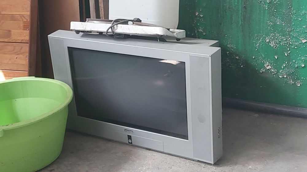 Televisão CRT / TV Antiga de Tubo Worten
