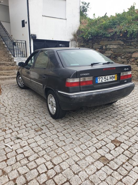 Vendo  o troco por carrinha  pequena