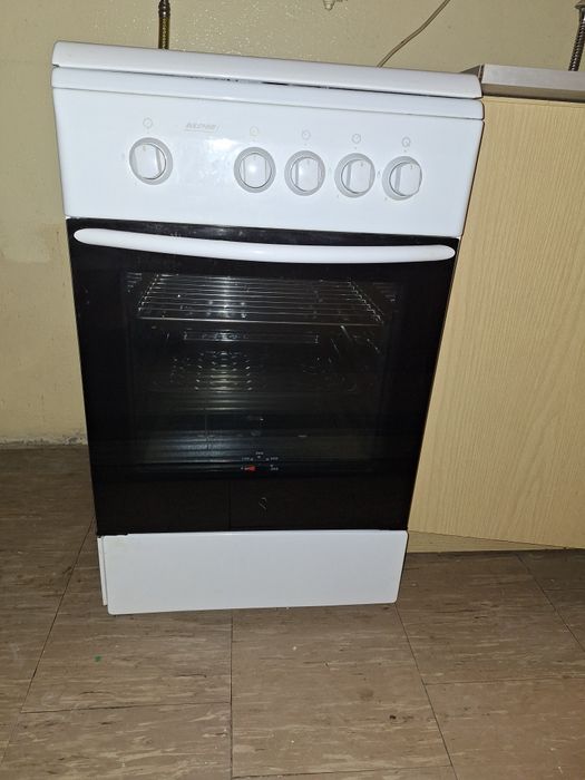 Kuchenka gazowa MPM z piekarnikiem