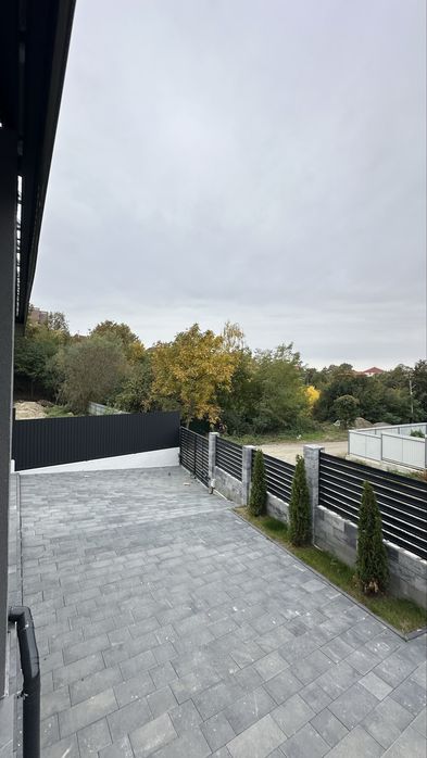 Продаж розкішного будинку в р-ні Червениця