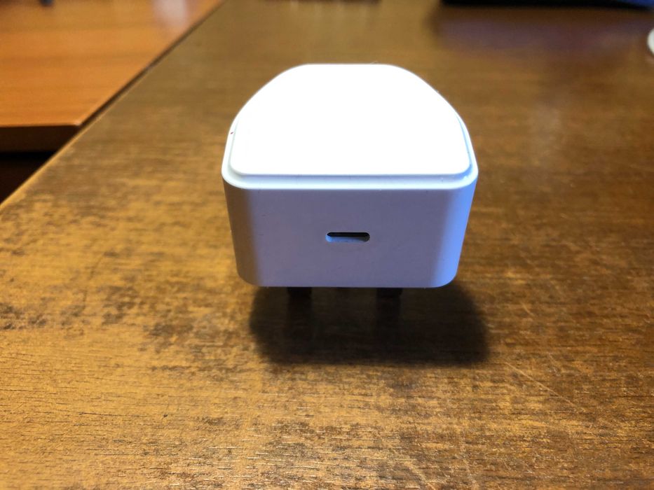 зарядне швидка зарядка Xehras xe99 iPhone USB C fast charger 20W