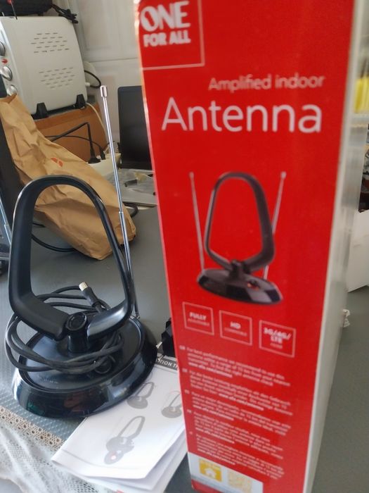 Antena tv  TDT  interna nova em caixa