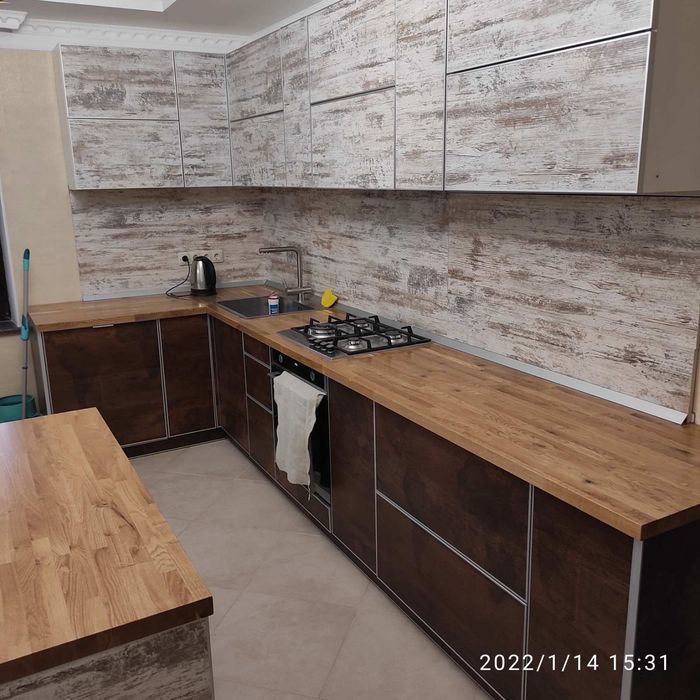 Кухні на замовлення недорого, шафи-купе, гардеробні.