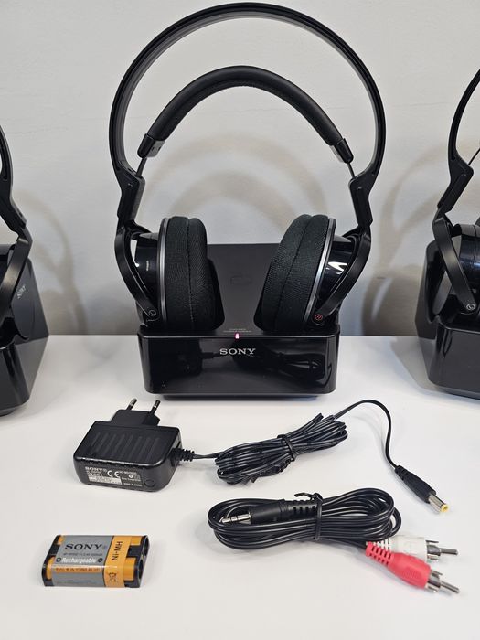 Безпровідні навушники Sony MDR-RF855RK