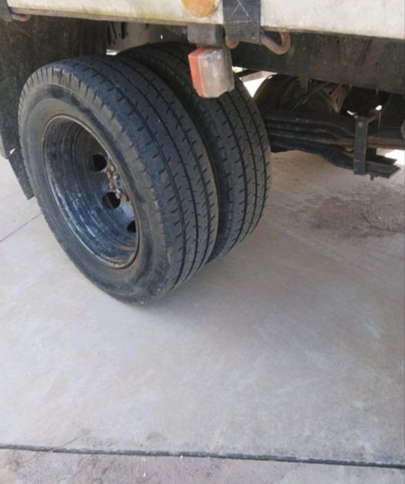 Nissan Cabstar 3.0  com toldo, rodado duplo