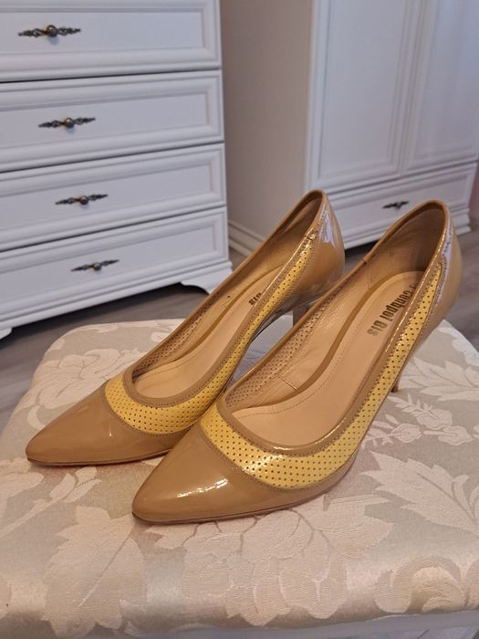 Czółenka damskie roz. 39 skóra