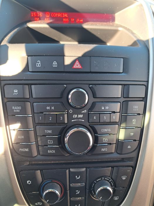 Autorradio opel astra j