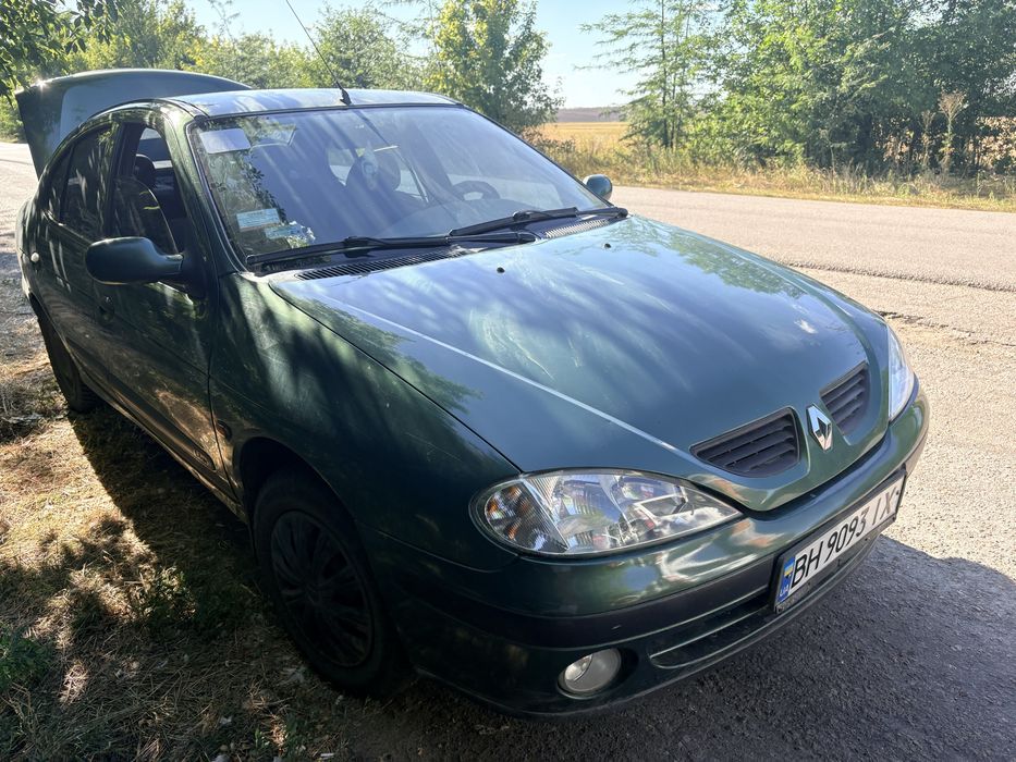 Рено меган 1 гарне авто