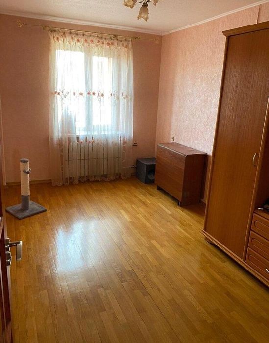 Продажа 3-к.квартиры, рядом станция метро Защитников Украины