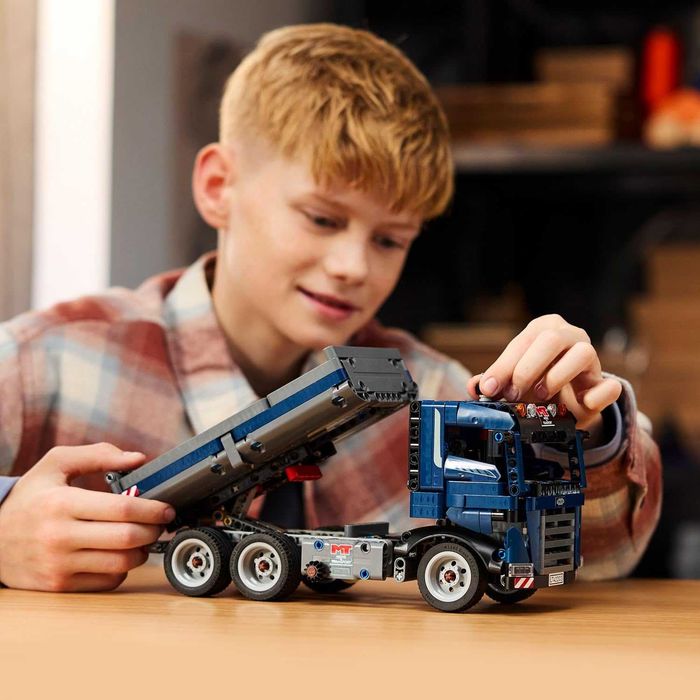 42203	LEGO Technic Camião basculante, veículo de obra