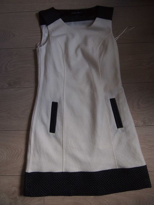 Sukienka na podszewce rozm M