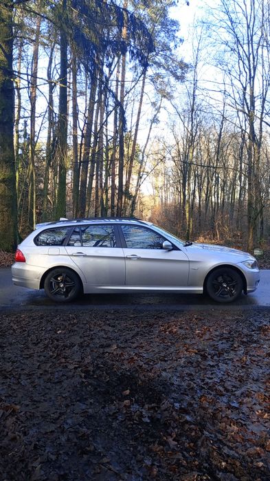 BMW E91 2010r lift 2.0d zadbana