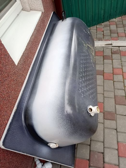 Продам металеву ванну