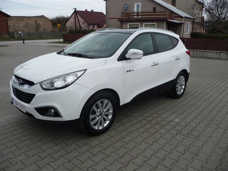Hyundai ix35 Navi,Kamera,Skóra,Panorama,Keyless Go,Grzane Fotele,Full,Oryginał