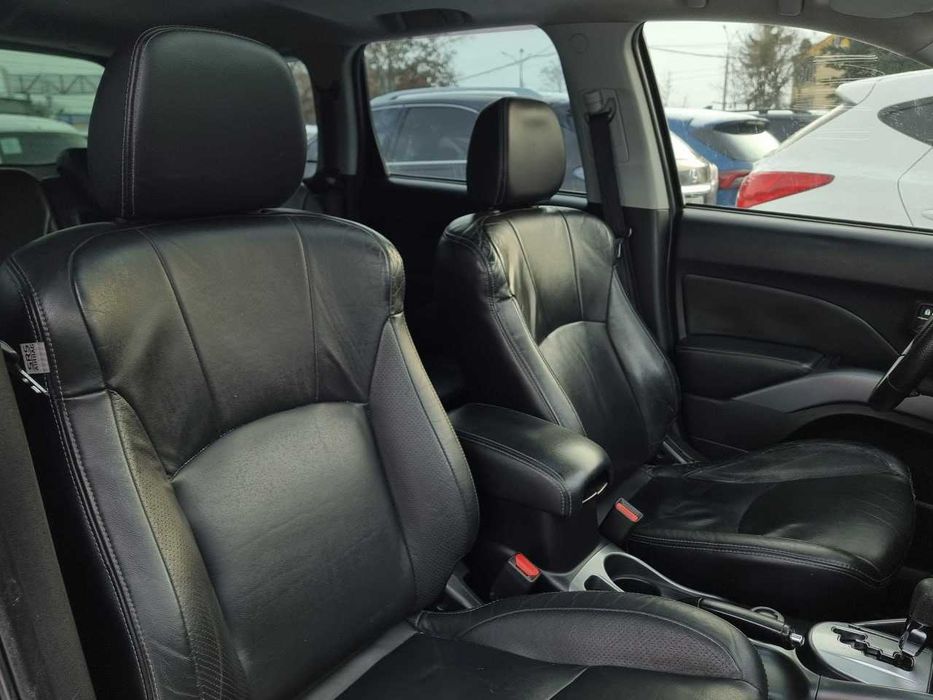 Продам  Mitsubishi Outlander XL 2008. Можна в розстрочку, під викуп.