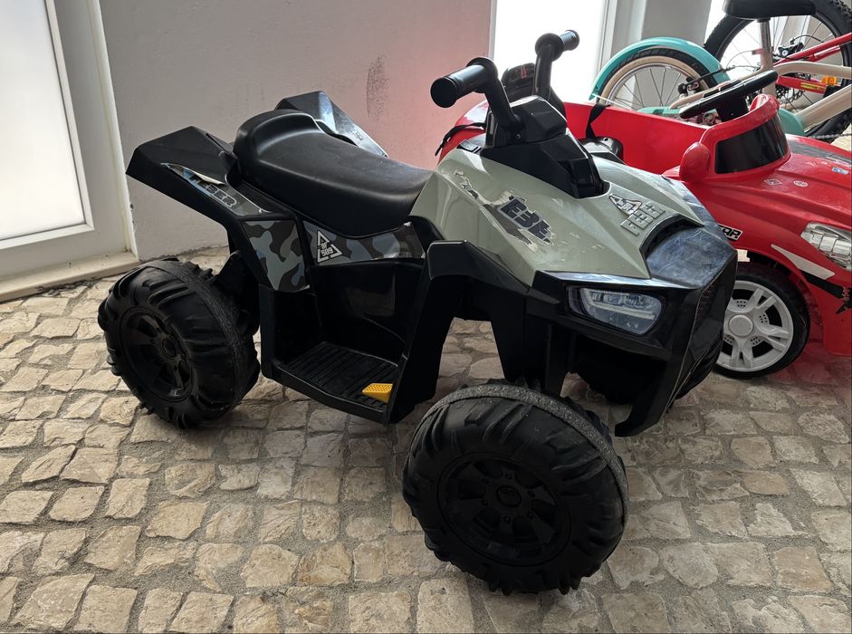 FEBER Moto 4 Eletrica Criança Quad Bike