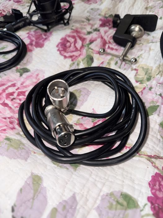 Zestaw mikrofon + zasilacz i kable