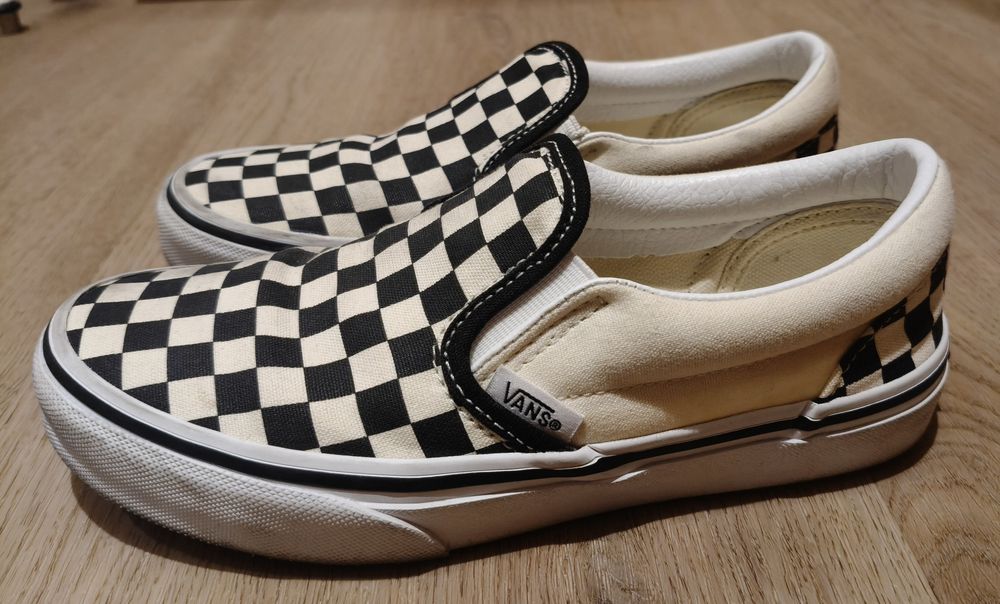 Vendo Sapatilhas de Criança