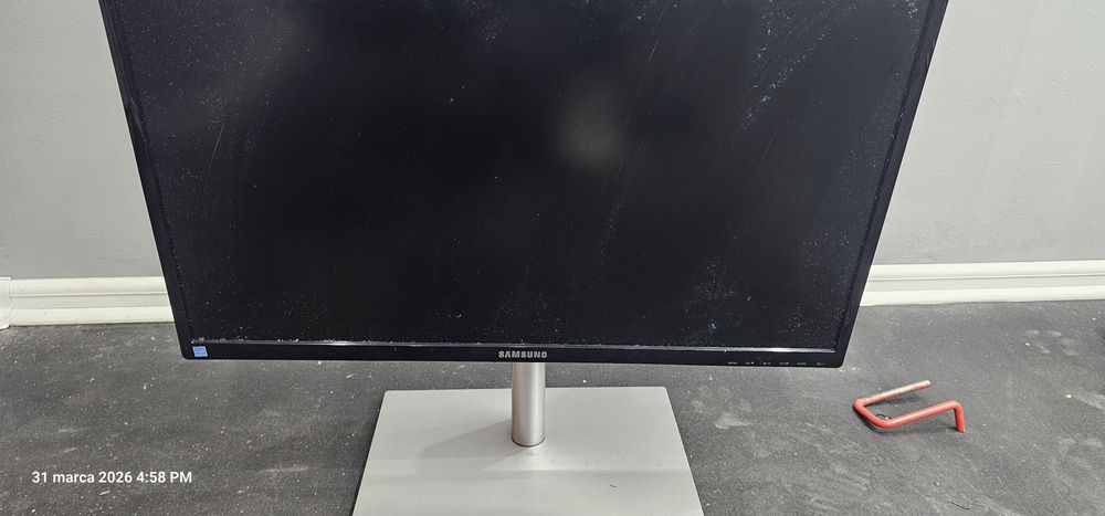 Monitor LCD SAMSUNG 24"