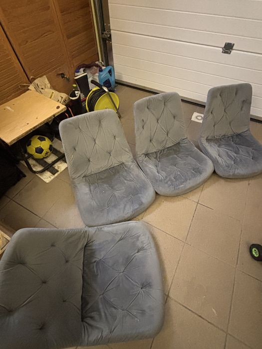 Krzesła do jadalni HYGUM obrotowe szare 4 sztuki zlozone