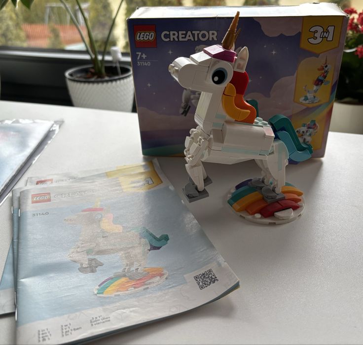 Lego creator 3w1 jednorożec 31140