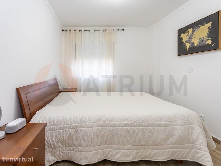 Harmonioso Apartamento com arrecadação