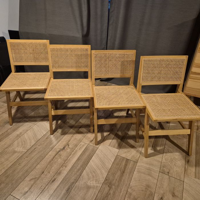 Krzesło do jadalni z drewna jesionowego i rattanu.  Sklum  Lali