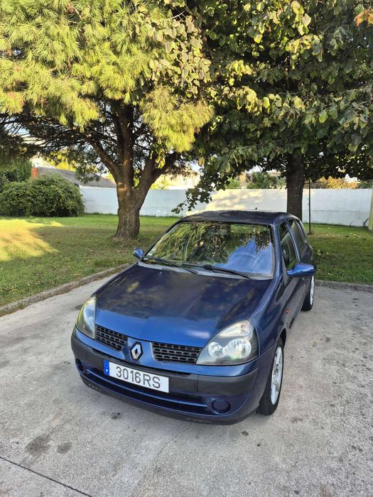 Renaul Clio 2 1.2I