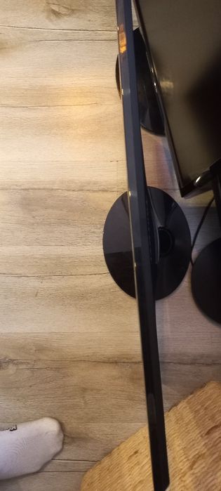 Sprzedam monitory 24cale samsung  asus